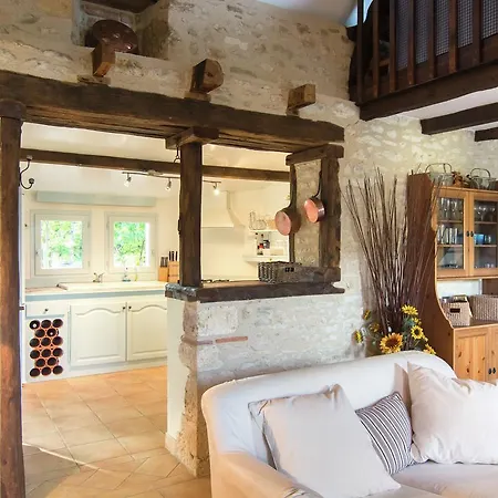 Maison De Vacances - Anglars-Nozac 2 * Anglars-Nozac